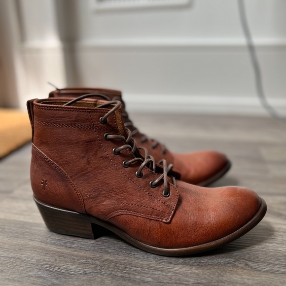 FRYE | Carson Lace Up Boots Women’s Size 6 NWOT - Picture 7 of 8